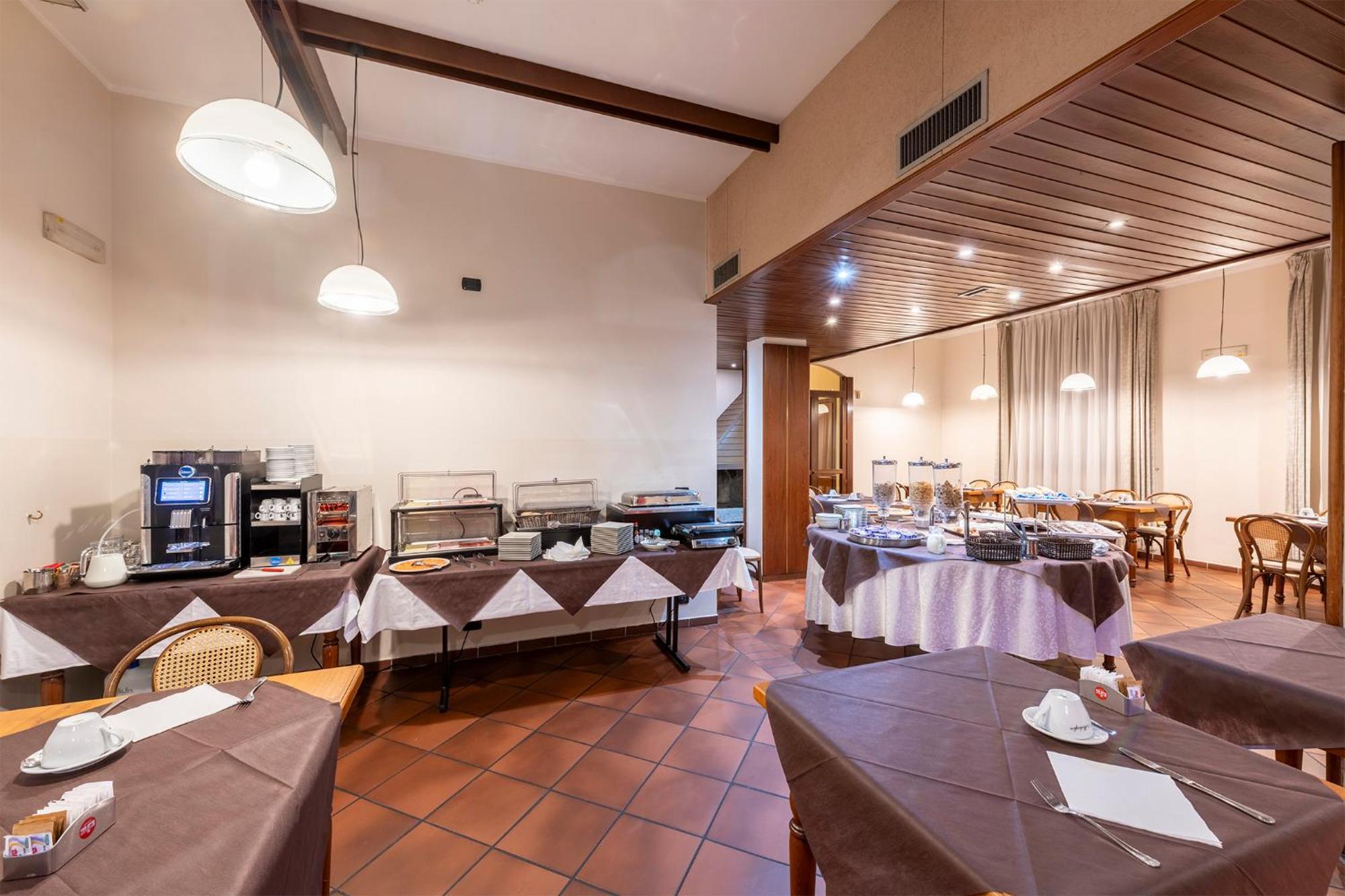 Hotel Vecchio Casello Castelleone Eksteriør bilde
