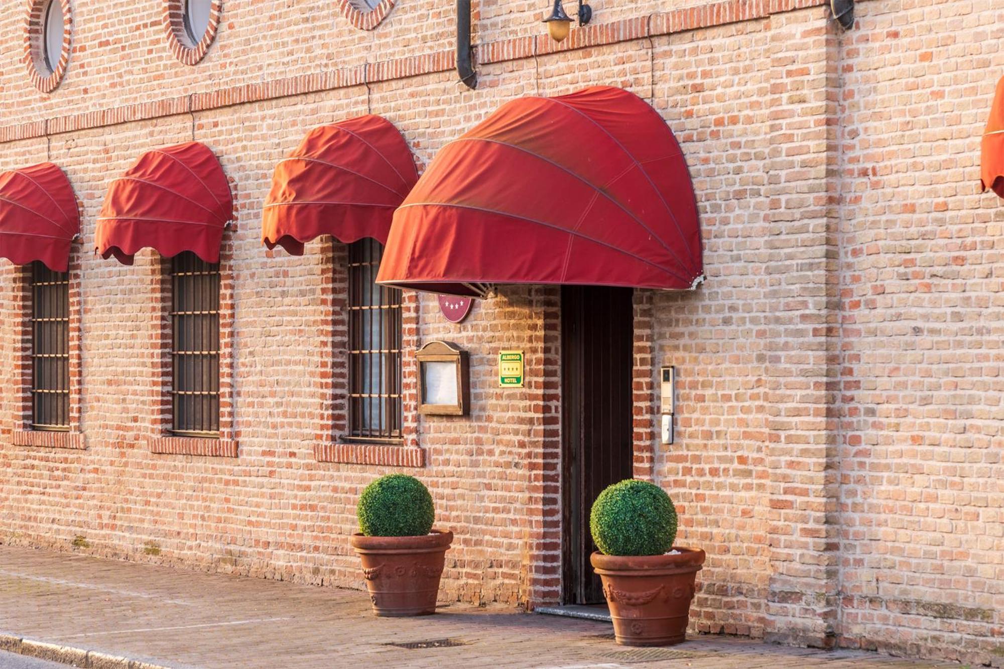 Hotel Vecchio Casello Castelleone Eksteriør bilde