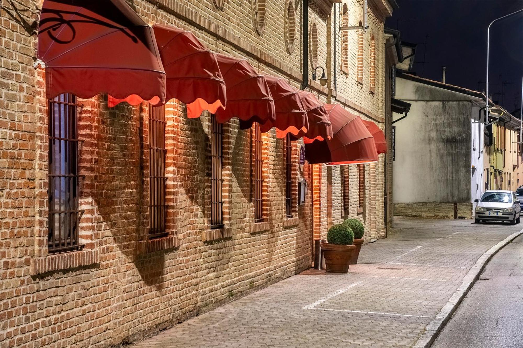 Hotel Vecchio Casello Castelleone Eksteriør bilde